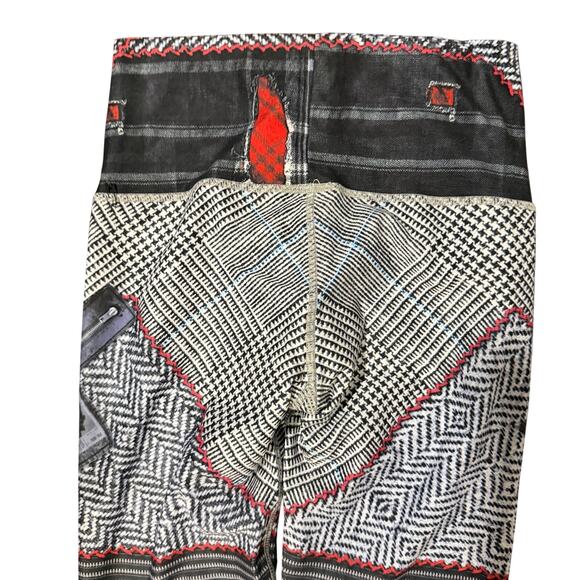 Niyama Sol capris beachcomber yoga no longer in print sz S fitted sexy - Picture 3 of 7